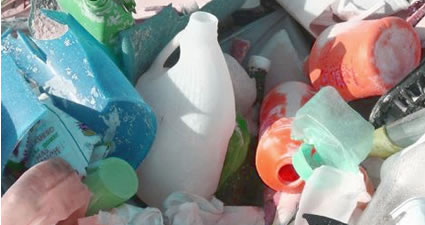 rifiuti plastica