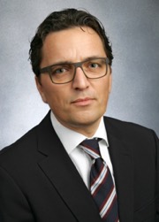 Frank Muller - CEO von TrelleborgVibracoustic klein
