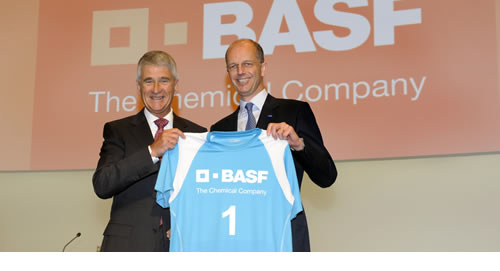 BASF cambia CEO
